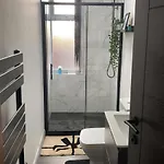 Apartment 2 Bedroom Flat