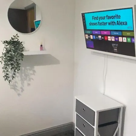 Charming 2br Sleeps 5 Comfortably * Leeds (West Yorkshire)