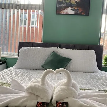 Charming 2br Sleeps 5 Comfortably Apartment
