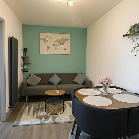 Apartment Charming 2br Sleeps 5 Comfortably Leeds (West Yorkshire)
